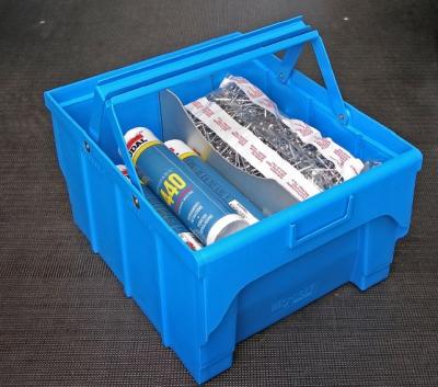 Gros box en plastique avec poignées de transport